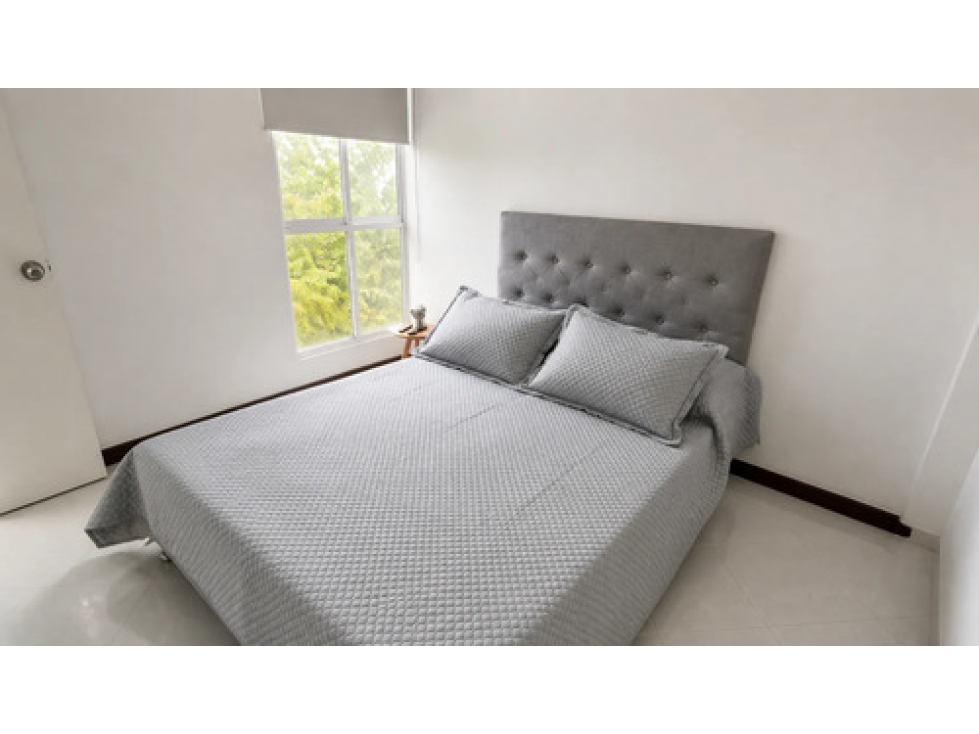 Apto amoblado en arriendo San Julián El Poblado, piso 12, 3 hab — foto 4