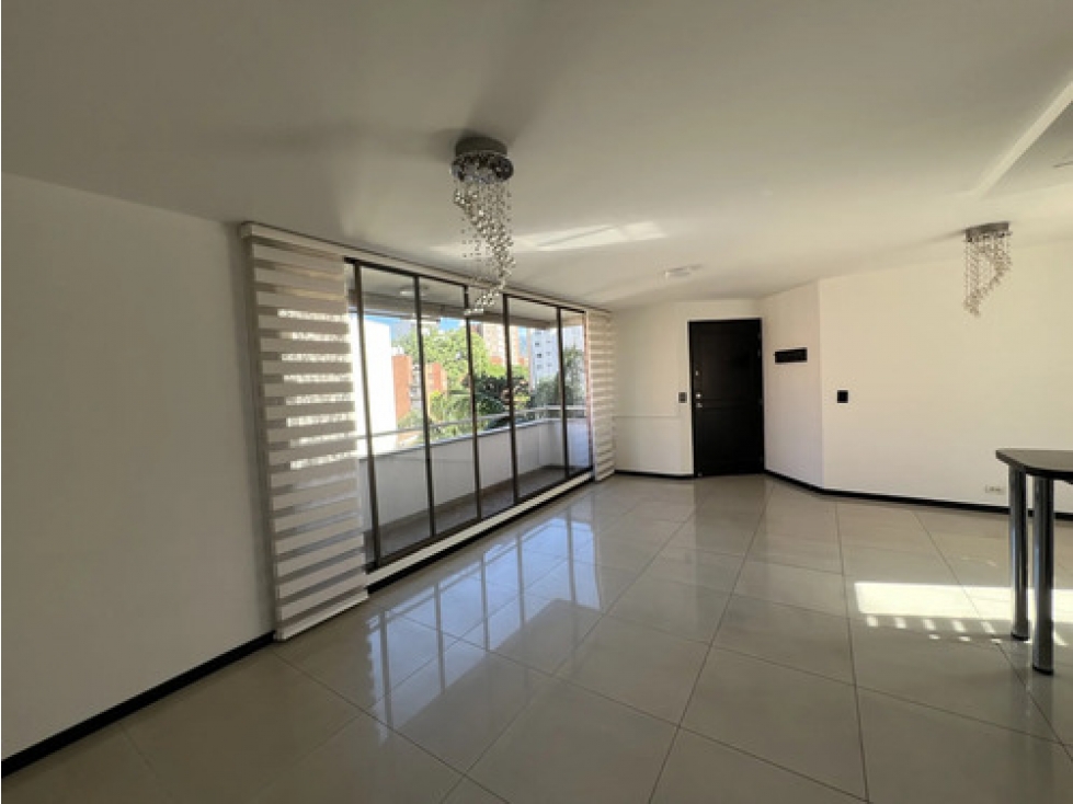 Apto en arriendo Laureles 110 m², 3 hab, Segundo Parque — foto 2