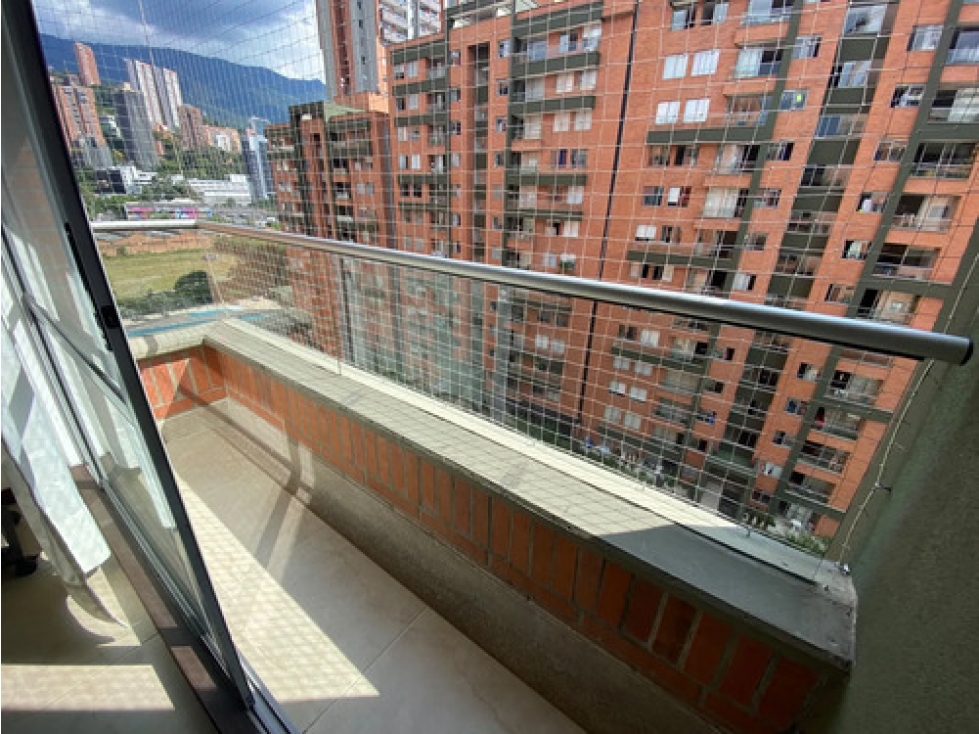 Apto amoblado en arriendo Ciudad del Río 72 m², piso 12, 3 hab — foto 4