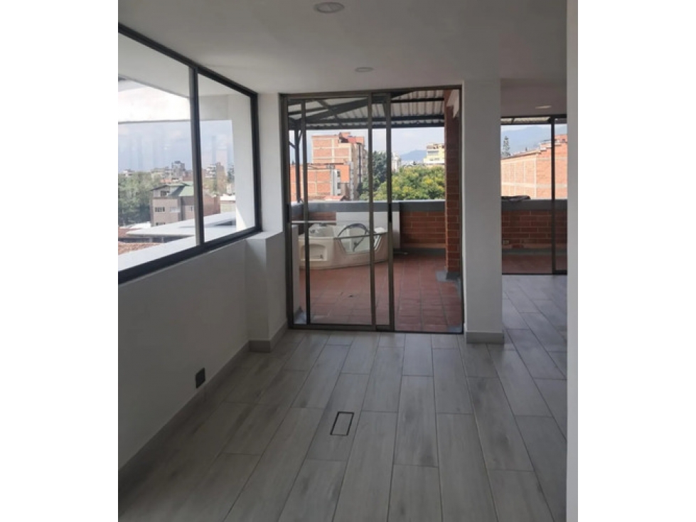 Apto en arriendo Simón Bolívar Medellín 220 m², 2 niveles, jacuzzi — foto 2