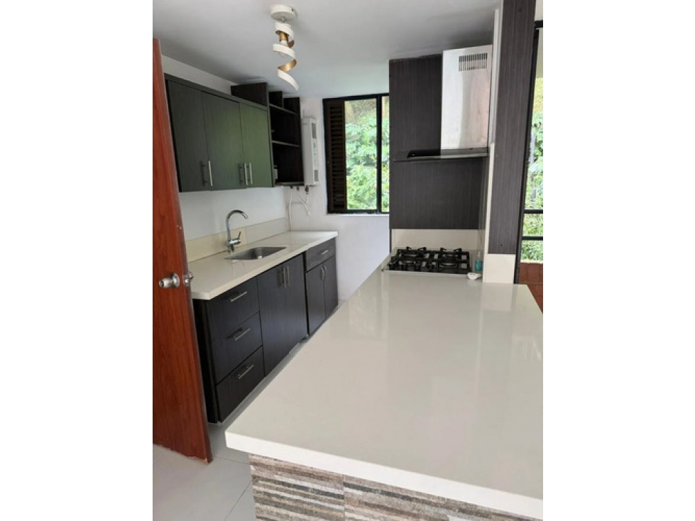 Apto en venta San Diego El Poblado 96 m², 3 hab + servicio — foto 4