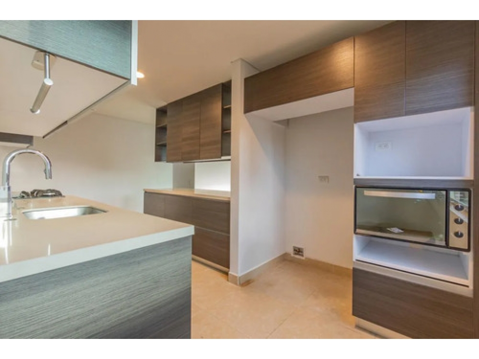 Apto en venta Castropol El Poblado 138 m², 4 hab, aire acondicionado — foto 4