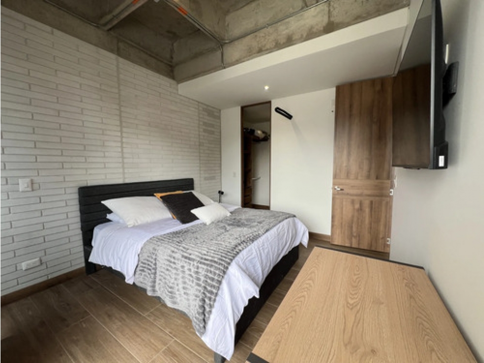 Apto amoblado en arriendo Ciudad del Río 53 m², balcón y aire — foto 3