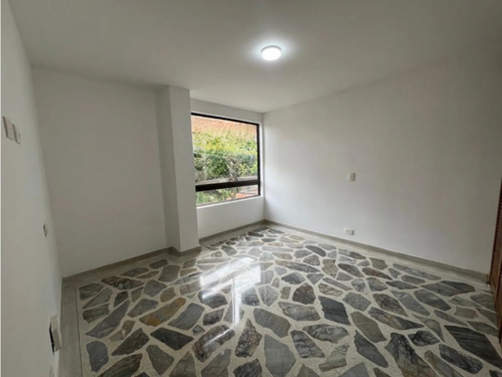 Apto en arriendo Las Lomas El Poblado 143 m², 3 hab + servicio — foto 5