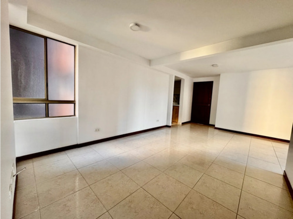 Apto en arriendo Loma de los Bernal 70 m², 2 hab, unidad completa — foto 4