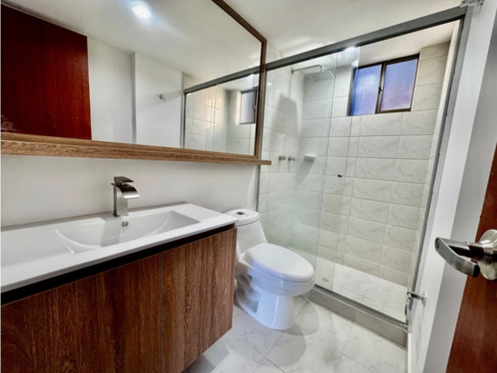 Apto en arriendo Loma de los Bernal 70 m², 2 hab, unidad completa — foto 5