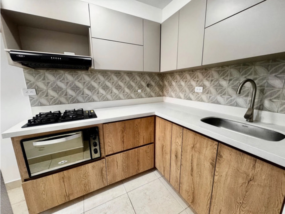 Apto en arriendo Loma de los Bernal 70 m², 2 hab, unidad completa — foto 6