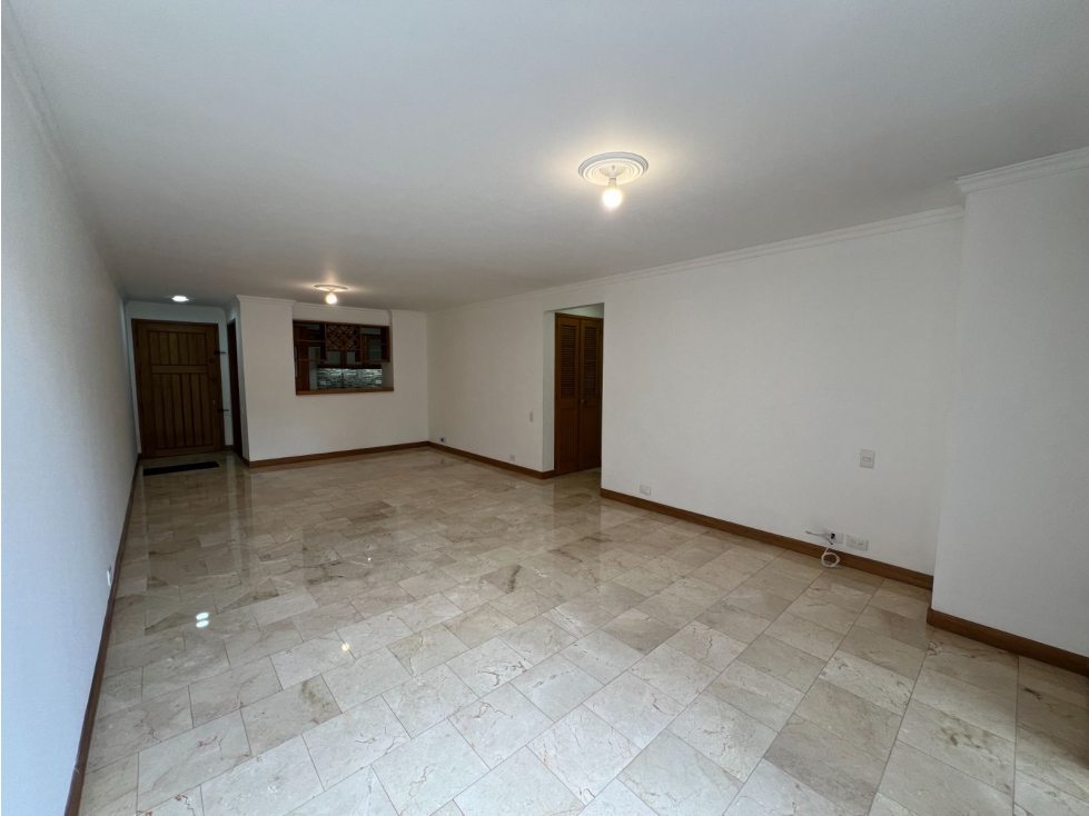 Apto en arriendo Aguacatala El Poblado 120 m², 3 hab + servicio — foto 6