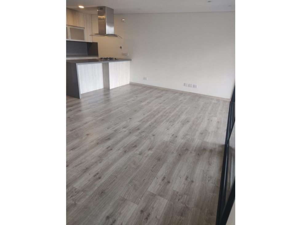 Apto en venta Las Palmas El Poblado 81 m², piso 23, 2 hab — foto 2