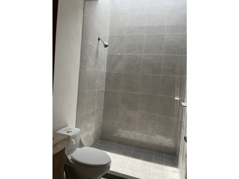 Casa en Venta en Santa Fe, Corregidora, 4 Recámaras, 4.5 Baños, Recámara en PB - 5