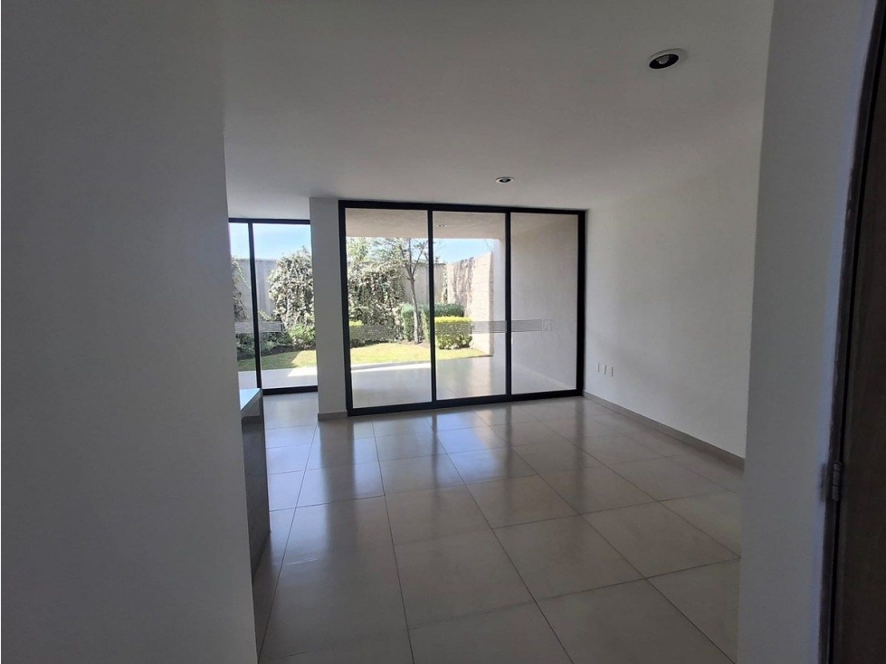 Casa en venta en Altos Juriquilla, 3 Recámaras, Jardín, Oportunidad !! - 4