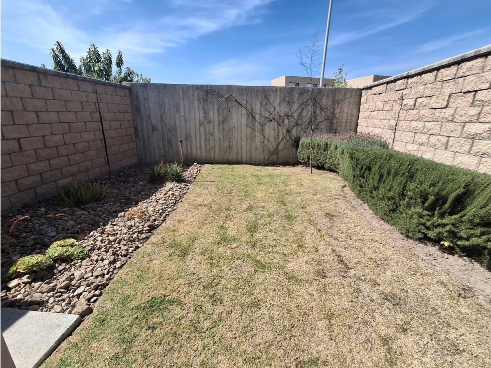Casa en venta en Altos Juriquilla, Agenda tu cita y conócela físicamente. - 2