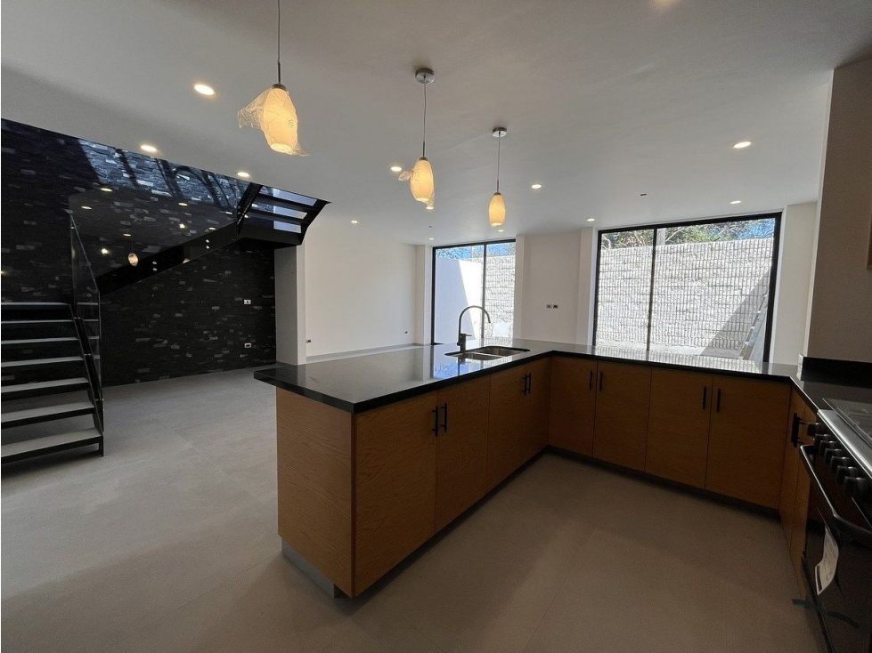 Casa en venta en Cañadas del Arroyo, Recámara en PB, Hermoso Diseño de Autor - 5
