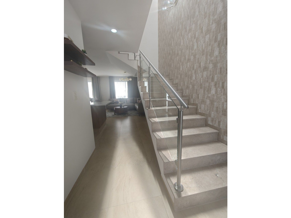 Casa en venta entre El Refugio y Zibatá, 3 Recámaras, 2.5 Baños, Jardín, Alberca - 4