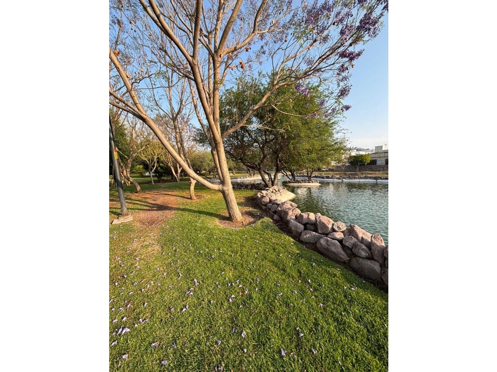 Casa en venta en Real del Bosque, 3 Recámaras, 2.5 Baños. C.197 m2, Hermosa ! - 4