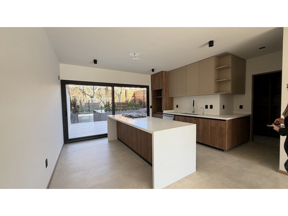 Casa en venta en Cañadas del Lago, 3 Recámaras, 3.5 Baños, Cto Serv, 3 Niveles - 5