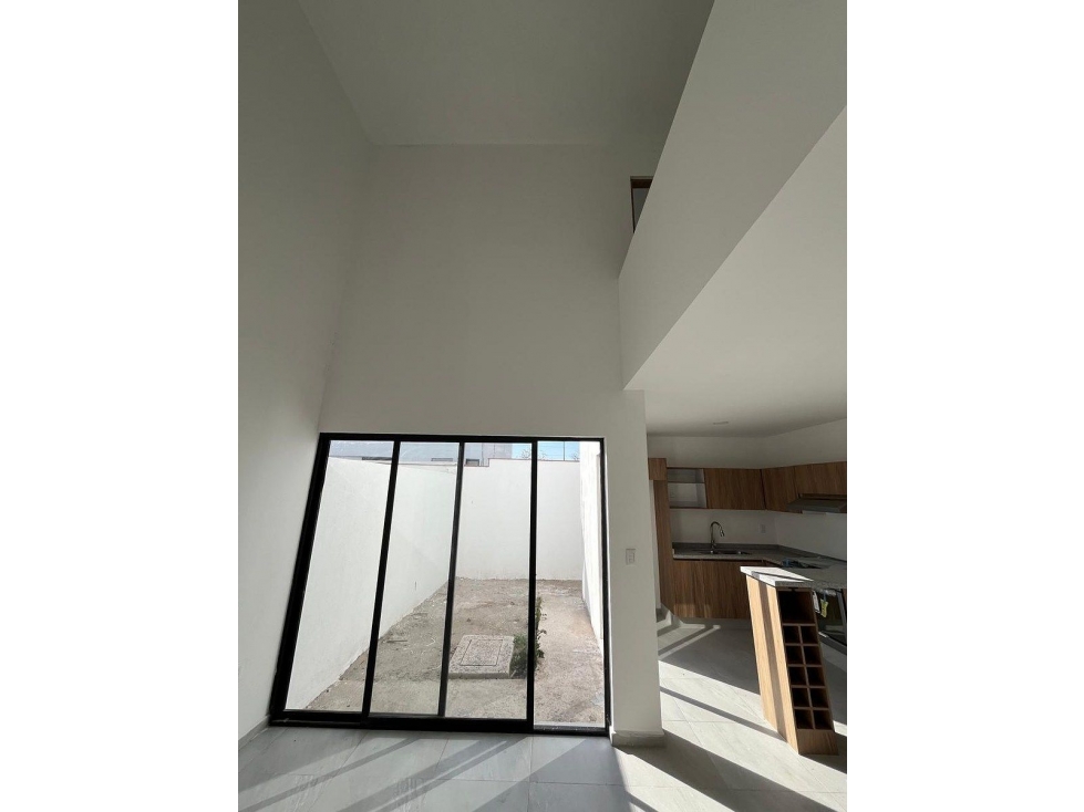 Casa en venta en Ciudad Maderas, 3 Recámaras, 3 Baños Completos, PERFECTA !! - 2