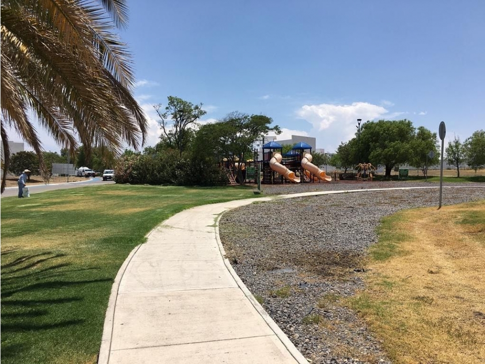 Terreno en venta en Grand Juriquilla, T.282.23 M2 - Gran ubicación, JURIQUILLA!! - 5