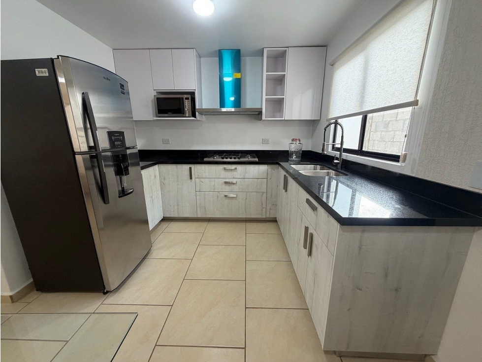 Departamentos en venta en LAS HACIENDAS, Ciudad del Sol, 3 Recámaras, Hermosos ! - 2