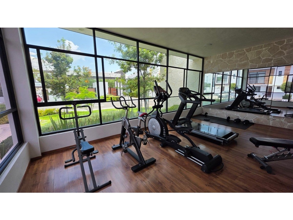 Casa en venta en El Condado, Los Robles - 3 Recámaras, 2.5 Baños, Hermosa !! - 2