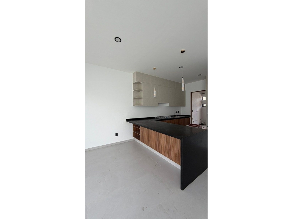 Casa en venta en Santa Fe, Corregidora . Doble Altura, 4 Recámaras, Hermosa !! - 3