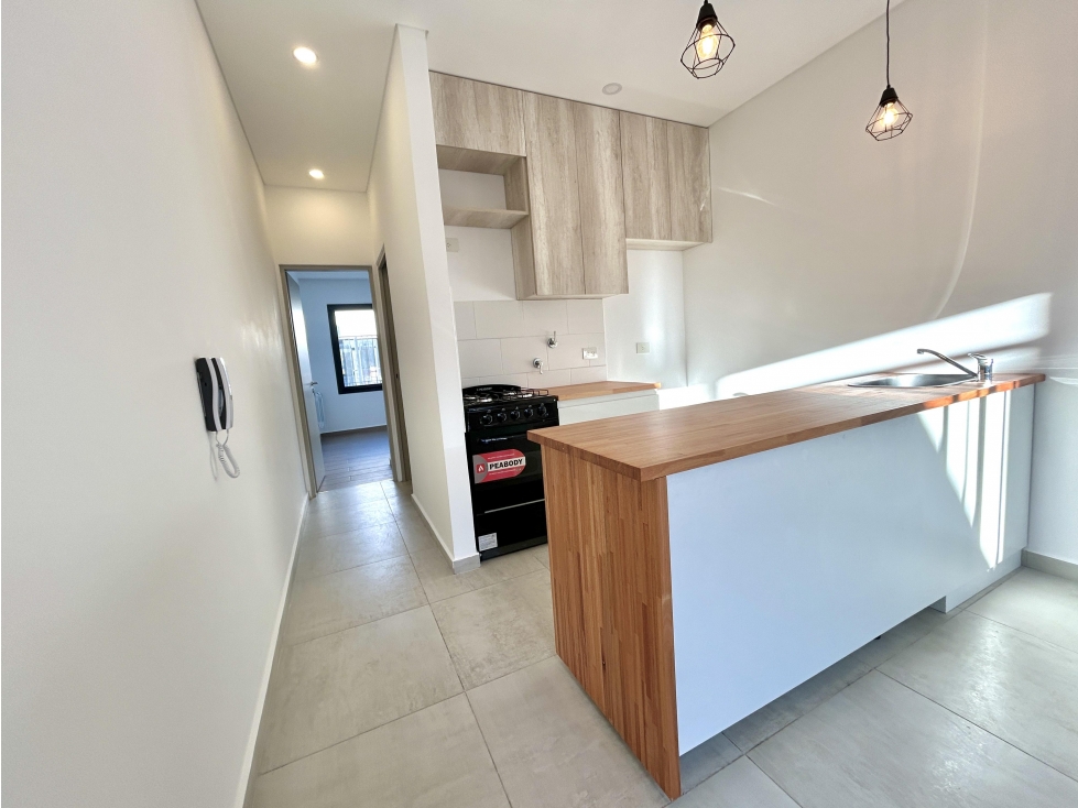Departamento dos ambientes en venta lujan centro sarmiento 663 — foto 3