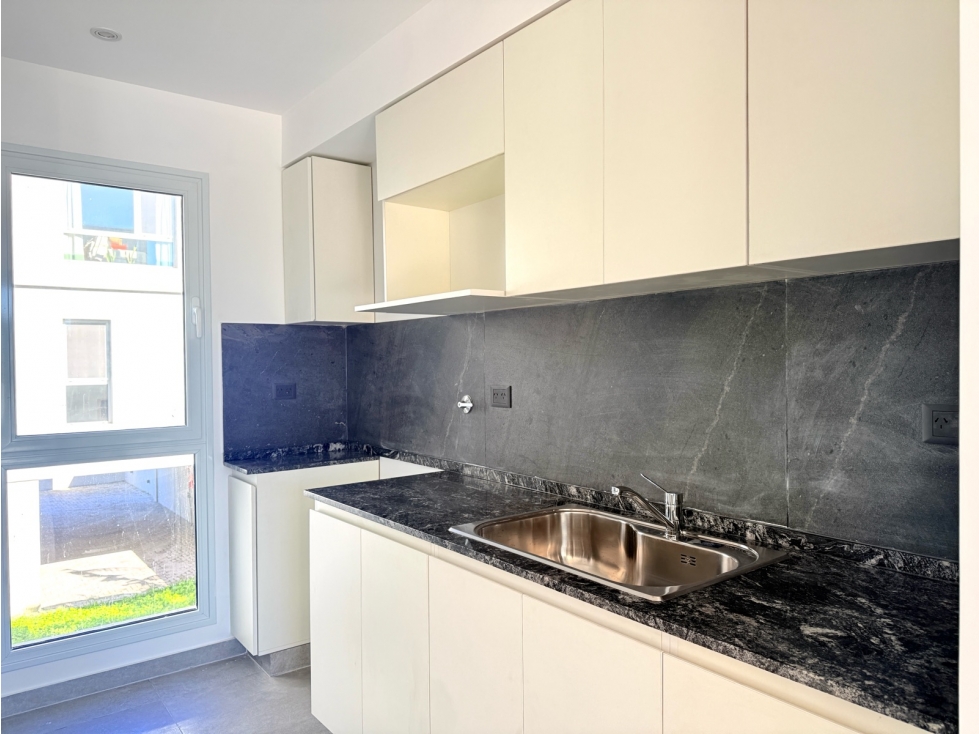 Departamento a estrenar 3 ambientes en venta en lujan centro con balcón y cochera — foto 6