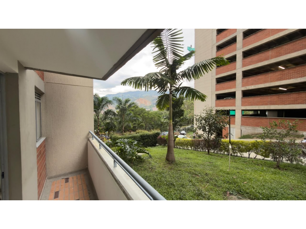 Apartamento en Venta en Amazonia en Bello - 1