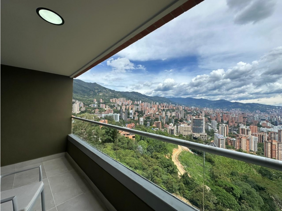 Apartamento en Venta en Las Palmas en Medellín — foto 2