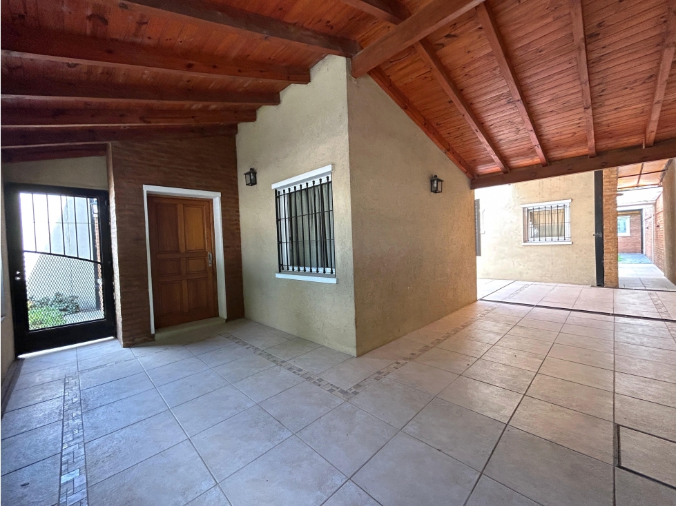 Casa a la venta en lujan centro Dr. Muñiz 1290 apta credito hipotecario — foto 3