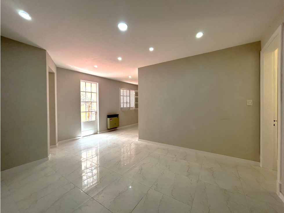 Departamento 4 ambientes en venta en lujan centro planta baja con patio — foto 3