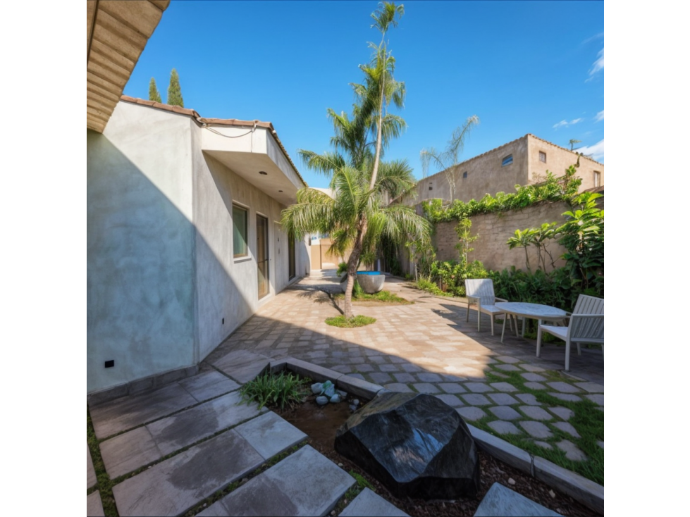 Casa en Avenida Principal en San Miguel de Allende: Uso Residencial y Comercial - 3