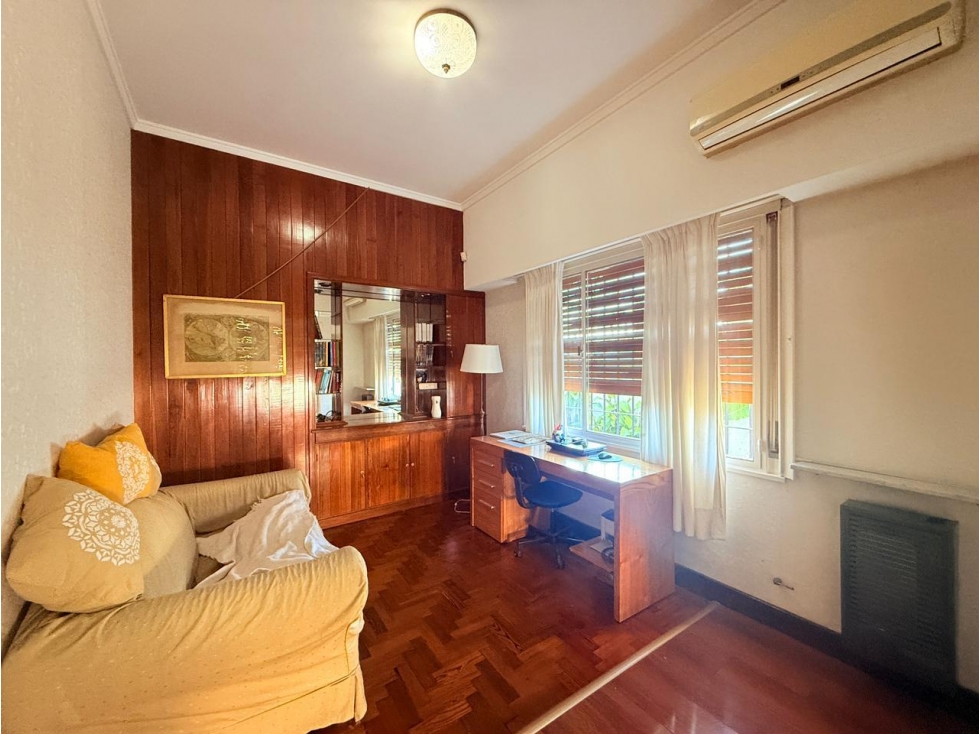 casa a la venta con pileta barrio sarmiento lujan — foto 2
