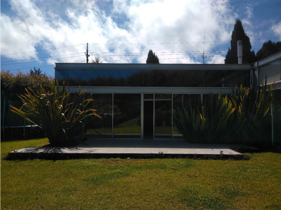 CASA CAMPESTRE ALTO DEL ESCOBERO
