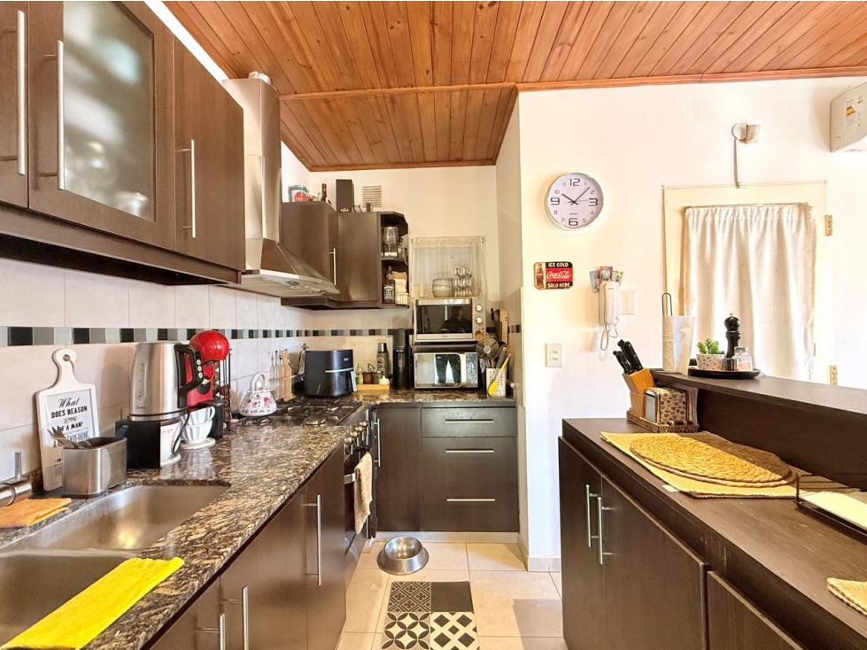 casa de 3 ambientes con patio y cochera en venta en lujan — foto 5
