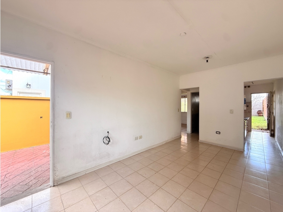 Departamento Dúplex 3 ambientes en venta en lujan Planta Baja con Patio y Cochera — foto 5