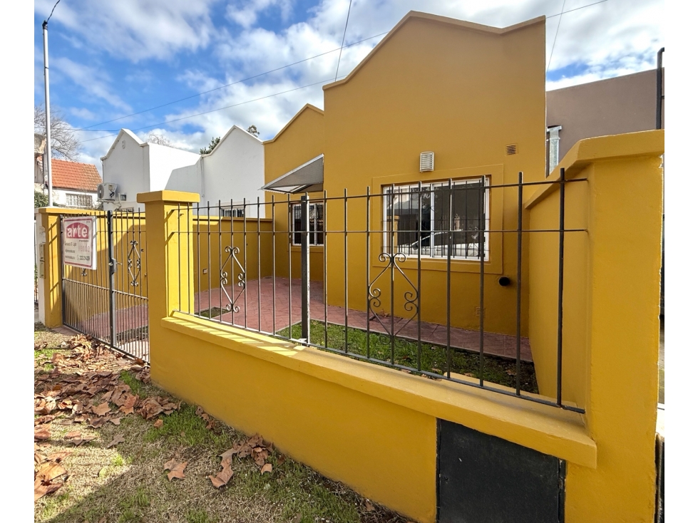 Departamento Dúplex 3 ambientes en venta en lujan Planta Baja con Patio y Cochera — foto 2