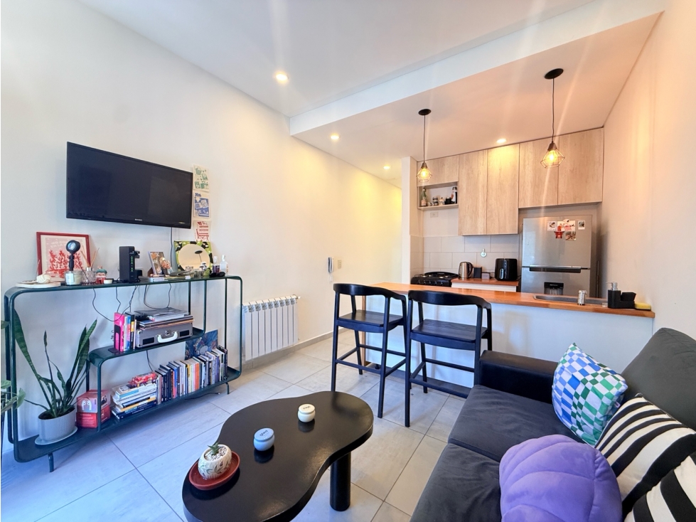 Departamento dos ambientes en venta con cochera apto credito