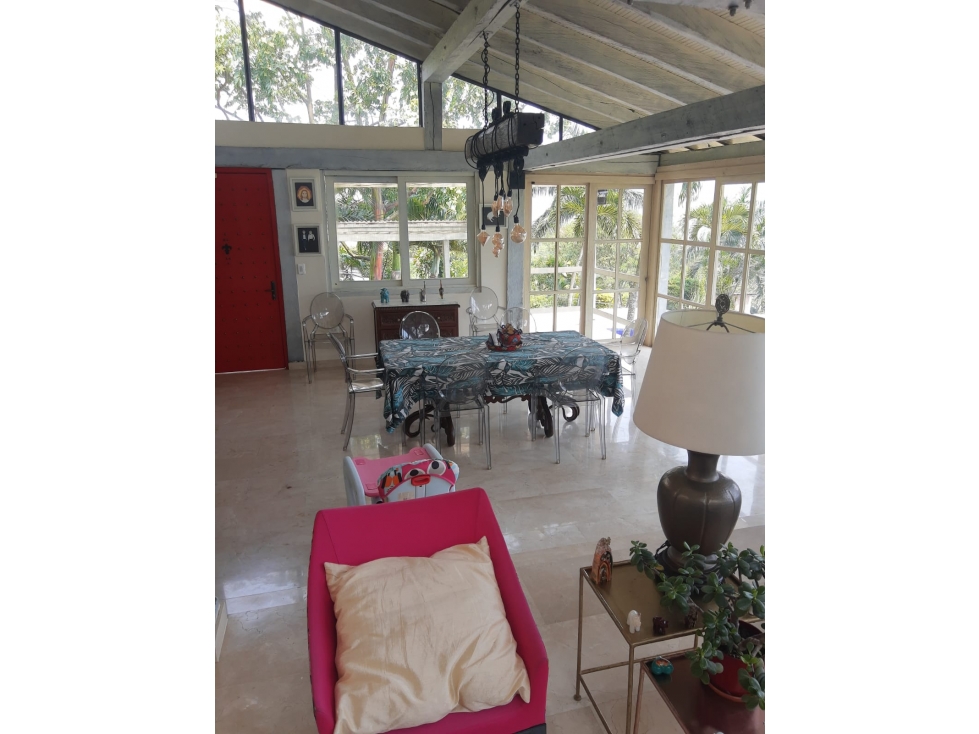 ARROYOALTO HERMOSA CASA SUPER REMODELA UNA VISTA PANORAMICA ESTUPENDA — foto 5