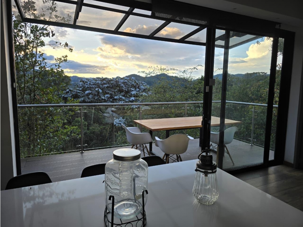 Venta de Lote con pequeña casa en las palmas — foto 6