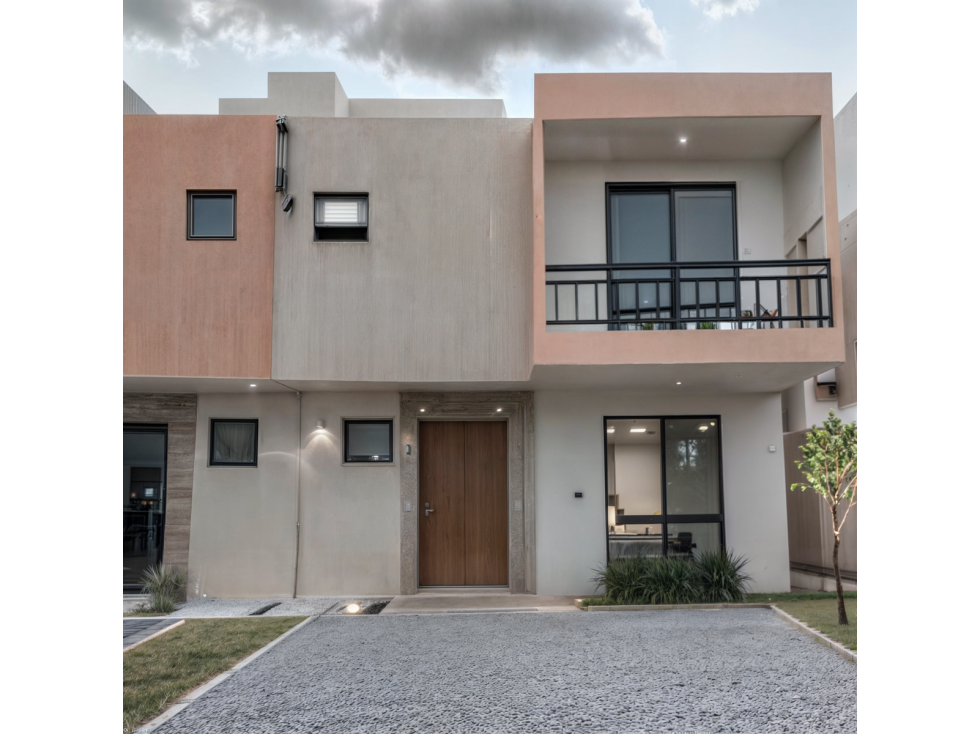 Estrena Casa en Ciudad del Sol, 3 Recamaras, ¡Haz una Inversión Inteligente! - 1