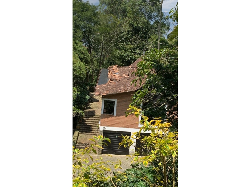 venta de casa campestre en Envigado, Montessori — foto 2