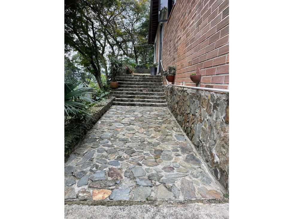 venta de casa campestre en Envigado, Montessori — foto 3