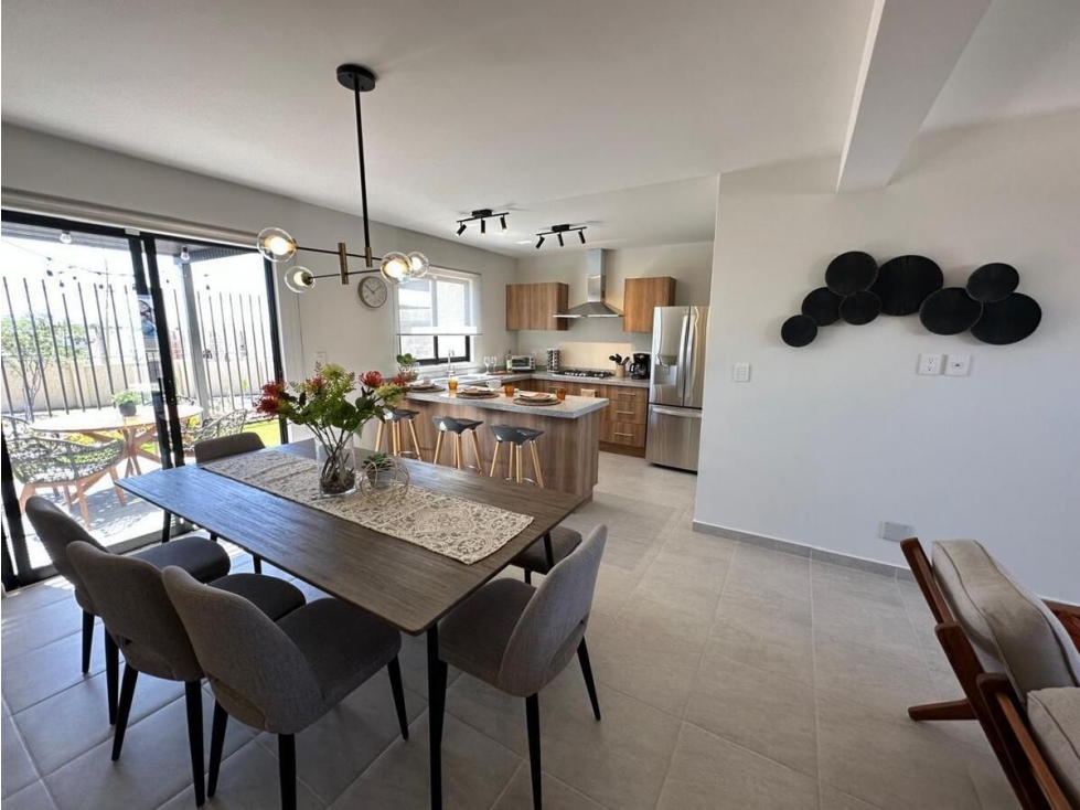 Casa en Venta en Zona Sonterra, Ciudad Meseta, 3 Recamara, Alberca, 2.5 Baños - 3