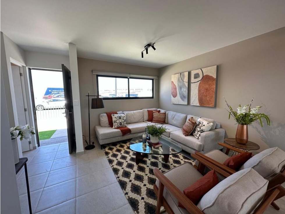 Casa en Venta en Zona Sonterra, Ciudad Meseta, 3 Recamara, Alberca, 2.5 Baños - 5