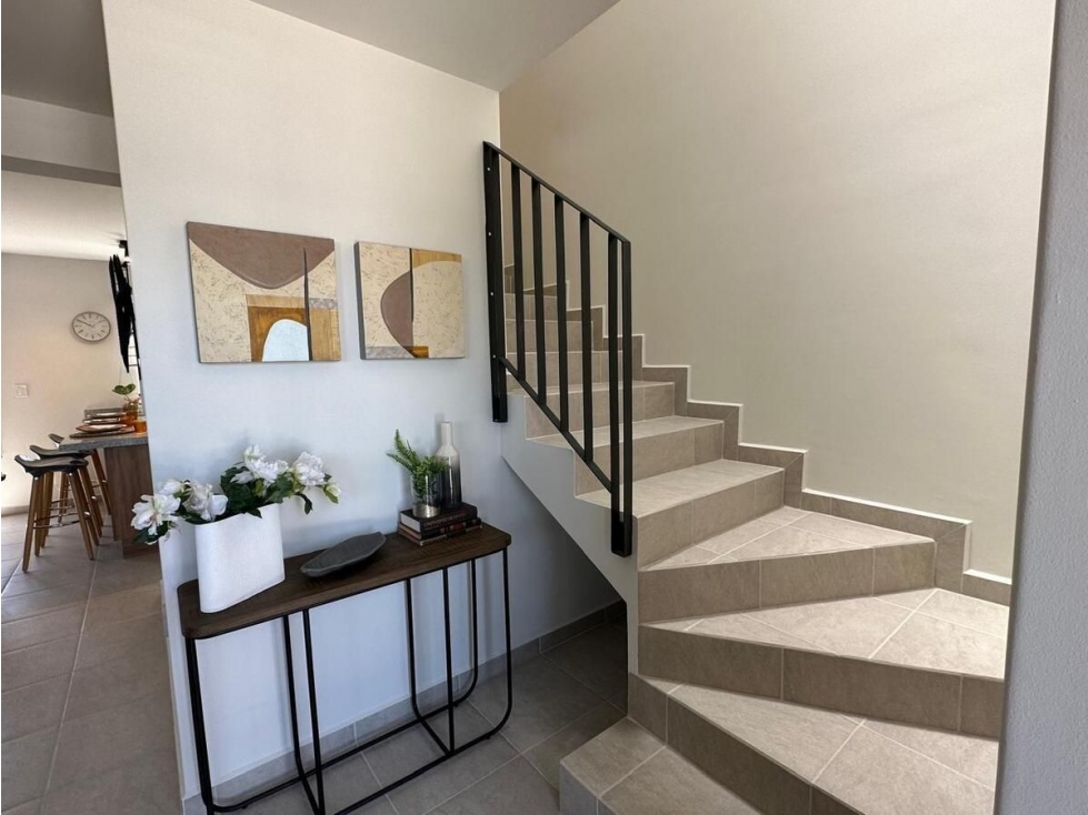 Casa en Venta en Zona Sonterra, Ciudad Meseta, 3 Recamara, Alberca, 2.5 Baños - 6