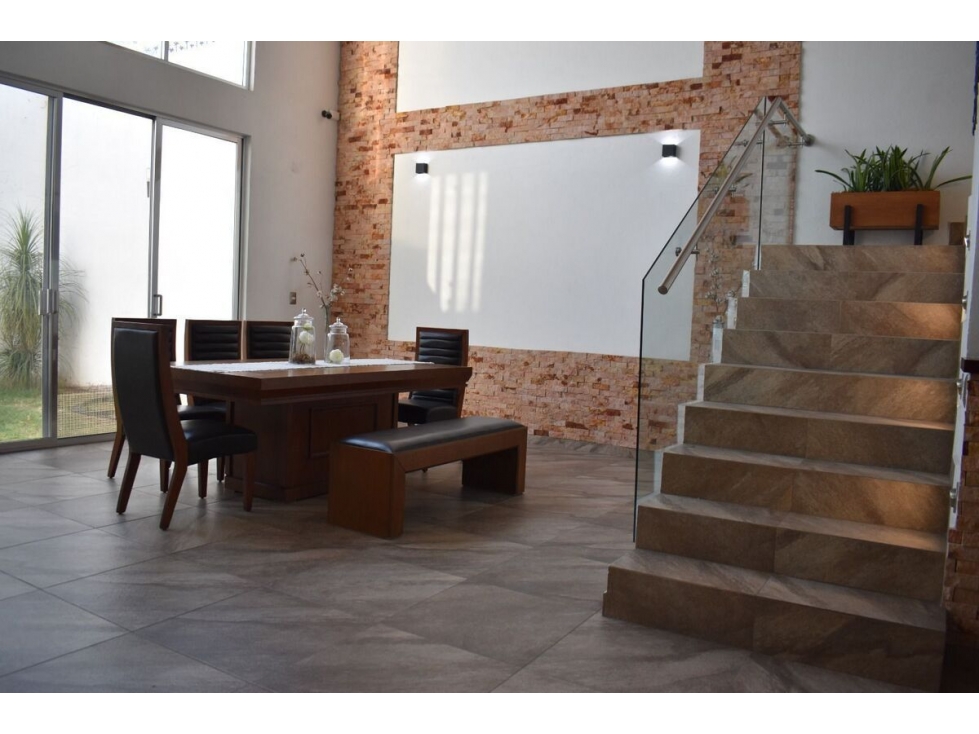 ¡Tu Hogar de Ensueño en Residencial Italia! Elegante Casa en Venta - 4