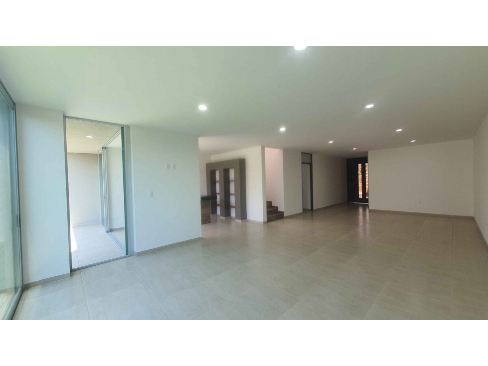 Casa en Venta en Colinas de Juriquilla ¡Vive en una Zona Residencial Exclusiva! - 4