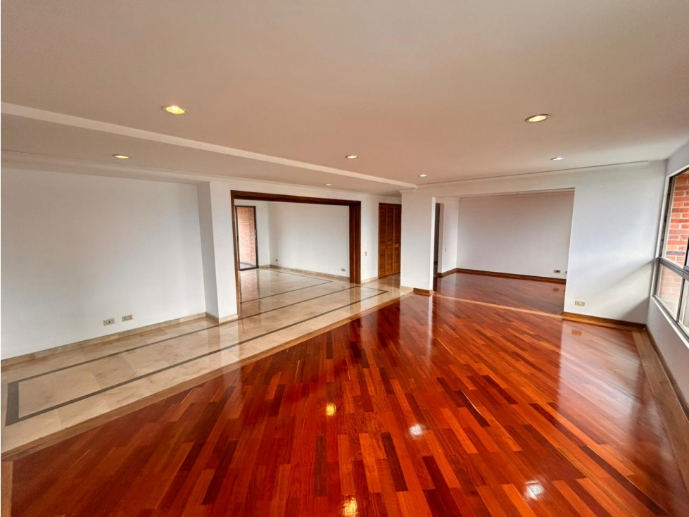 Venta de Apartamento en el poblado, sector Balsos/Milla de oro — foto 3
