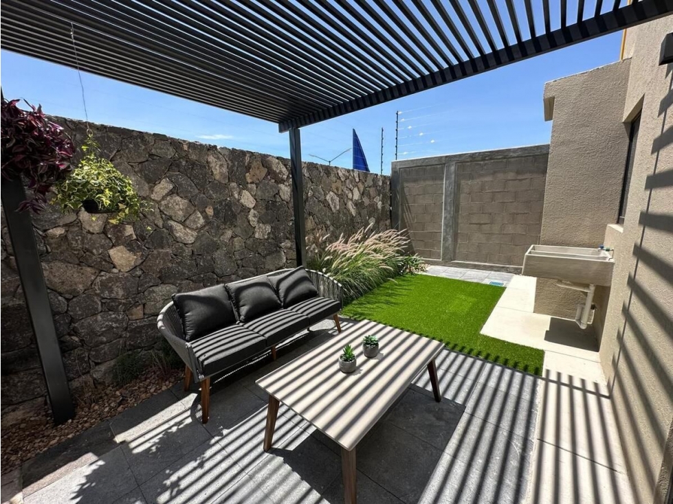 Casa en venta en La Meseta, Zona Sonterra, 3 Recamaras, Alberca, HERMOSA! - 3